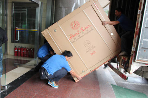 莎车钢琴贵重工艺品无忧运